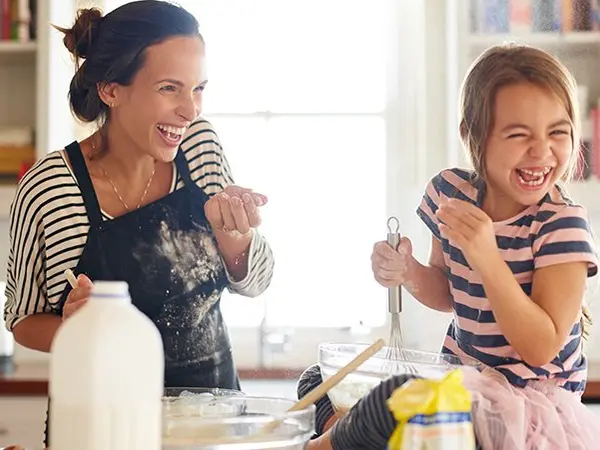 eat-kids-in-the-kitchen.jpg